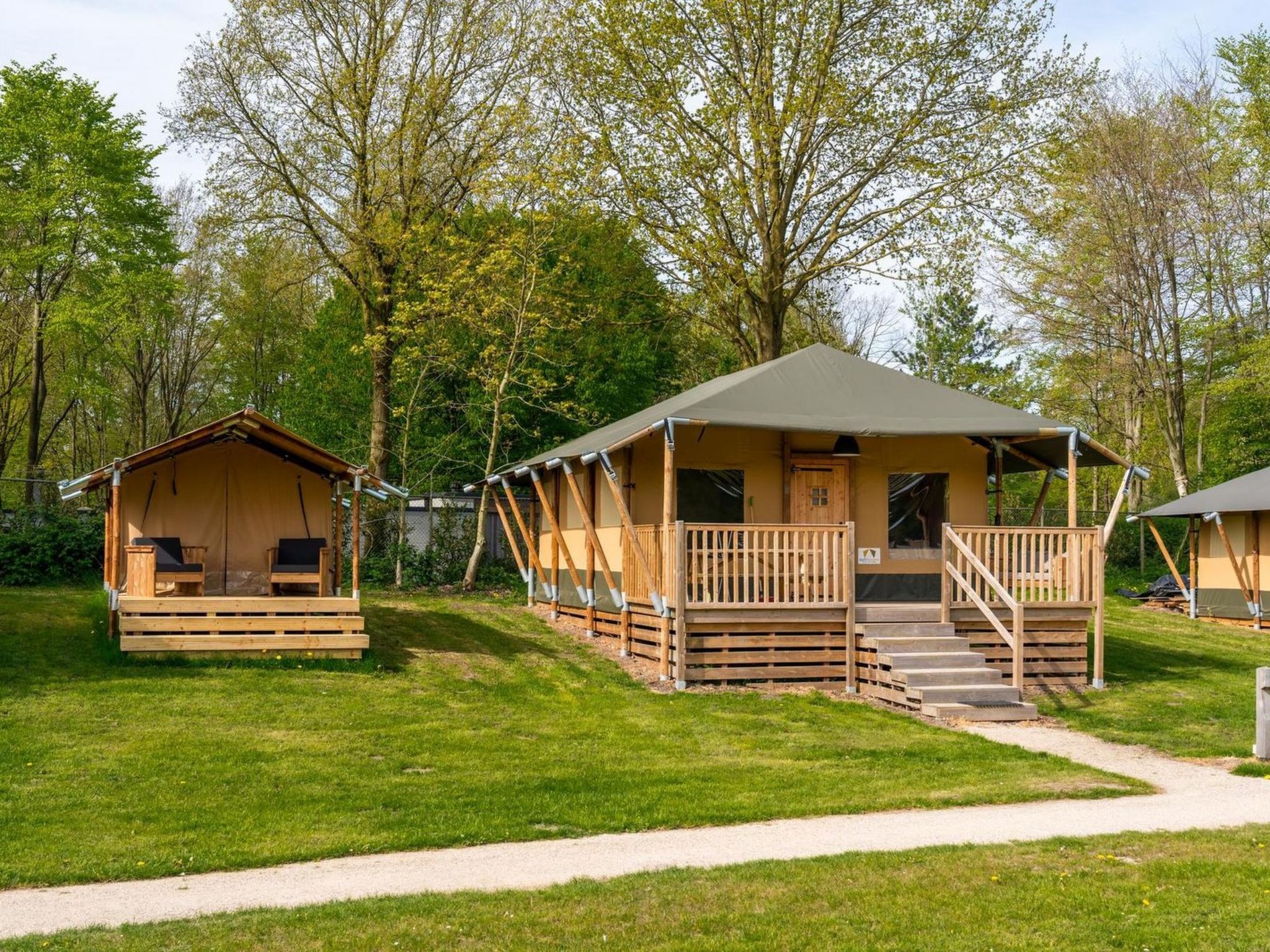 De Glamping - 2 1/2 family combo