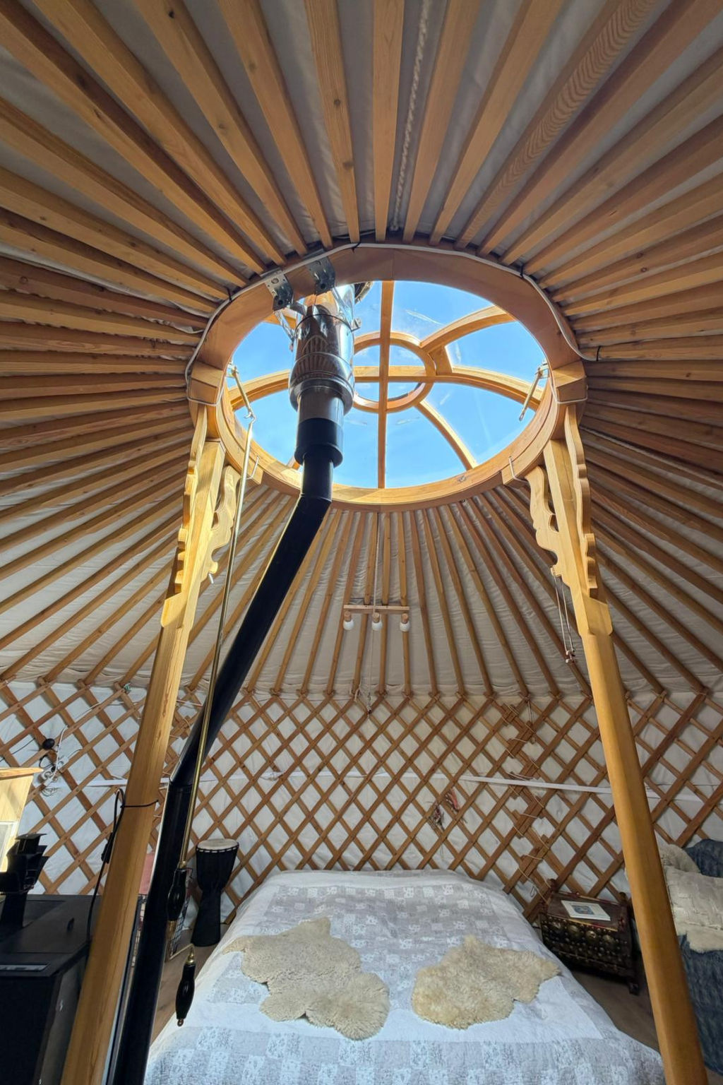 De Glamping - Yurt | 3p - Binnen
