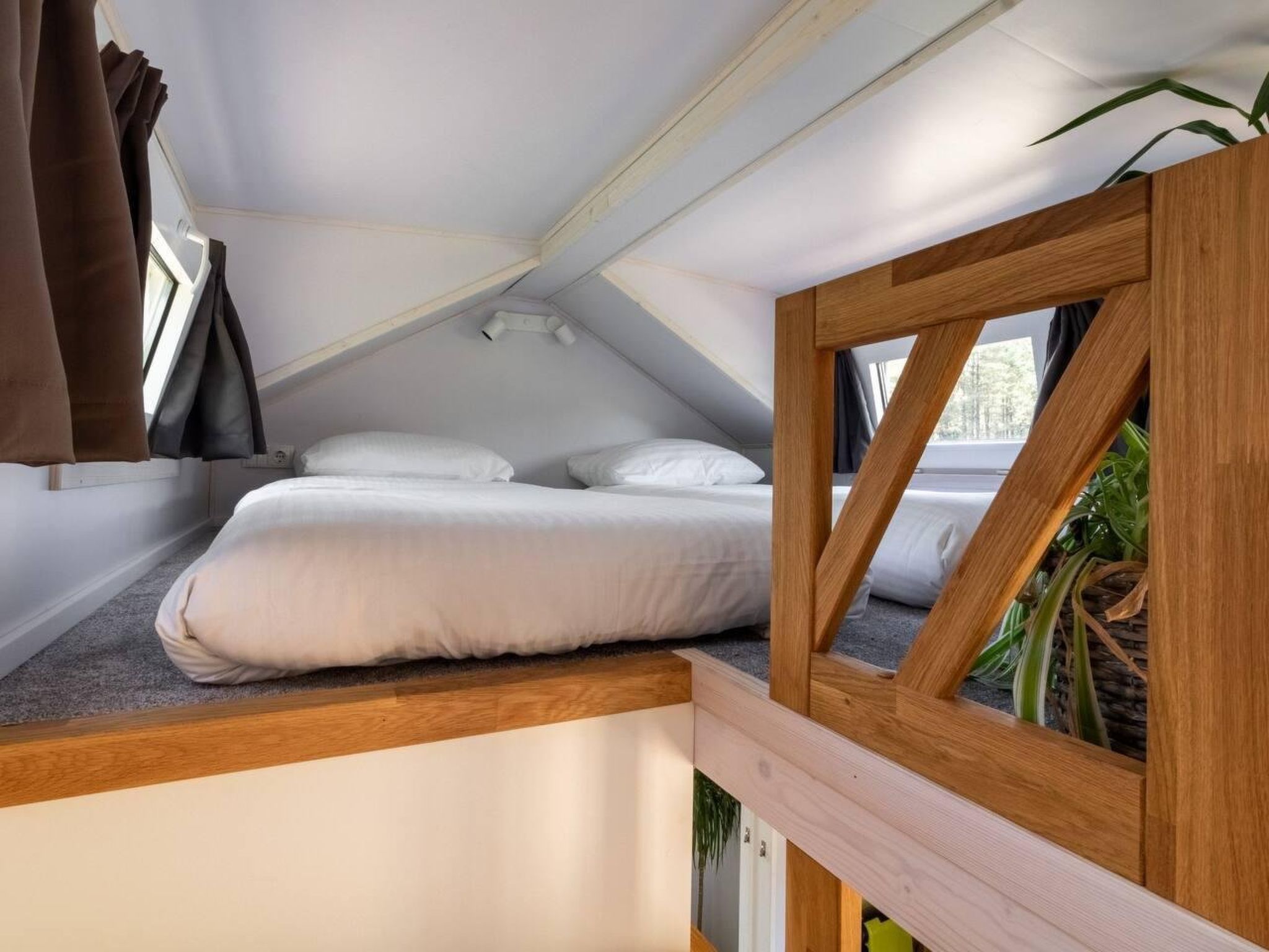 De Glamping - Gele Tiny House | 5p