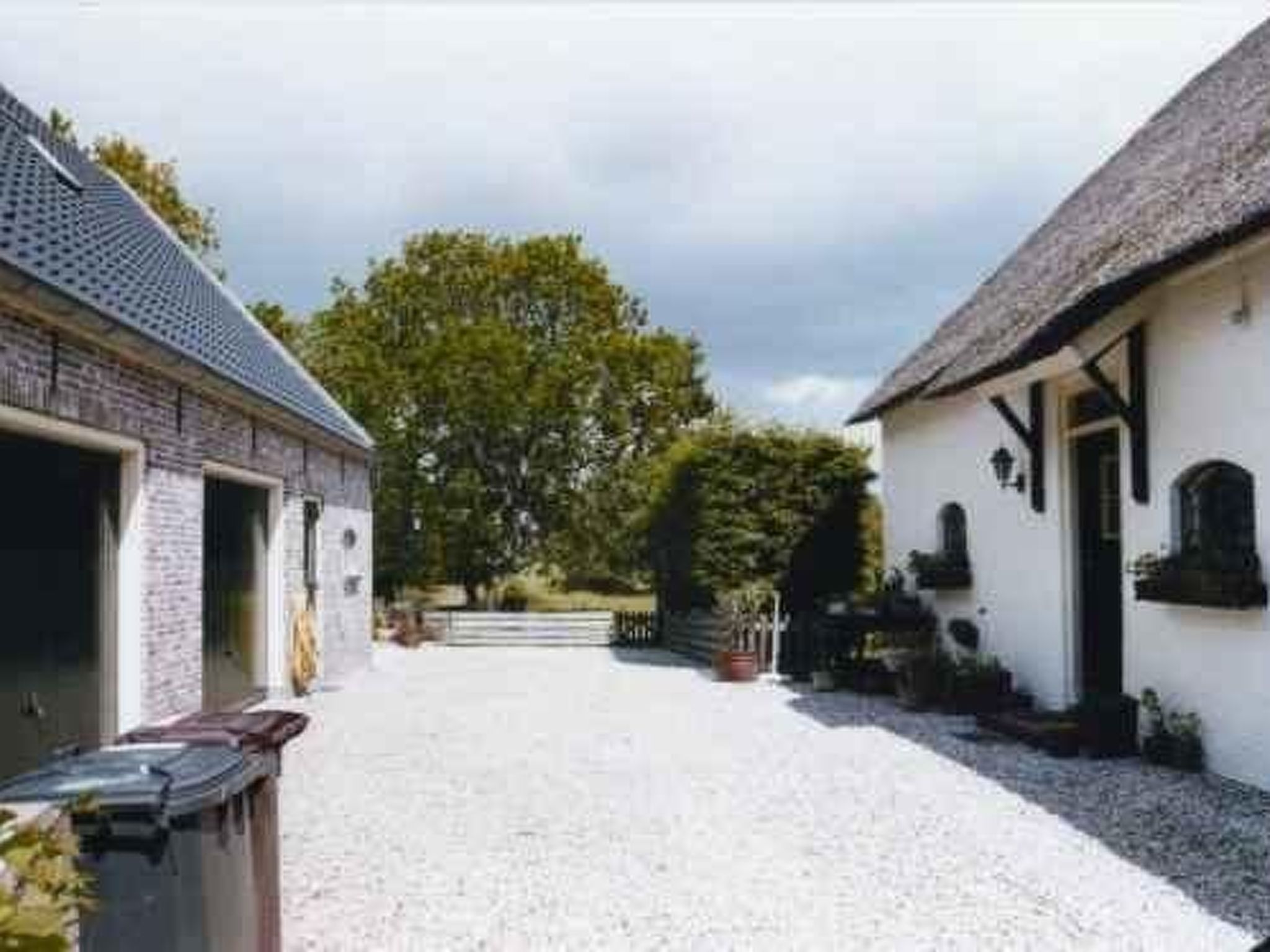 Wohnung auf dem Bauernhof-Dehors