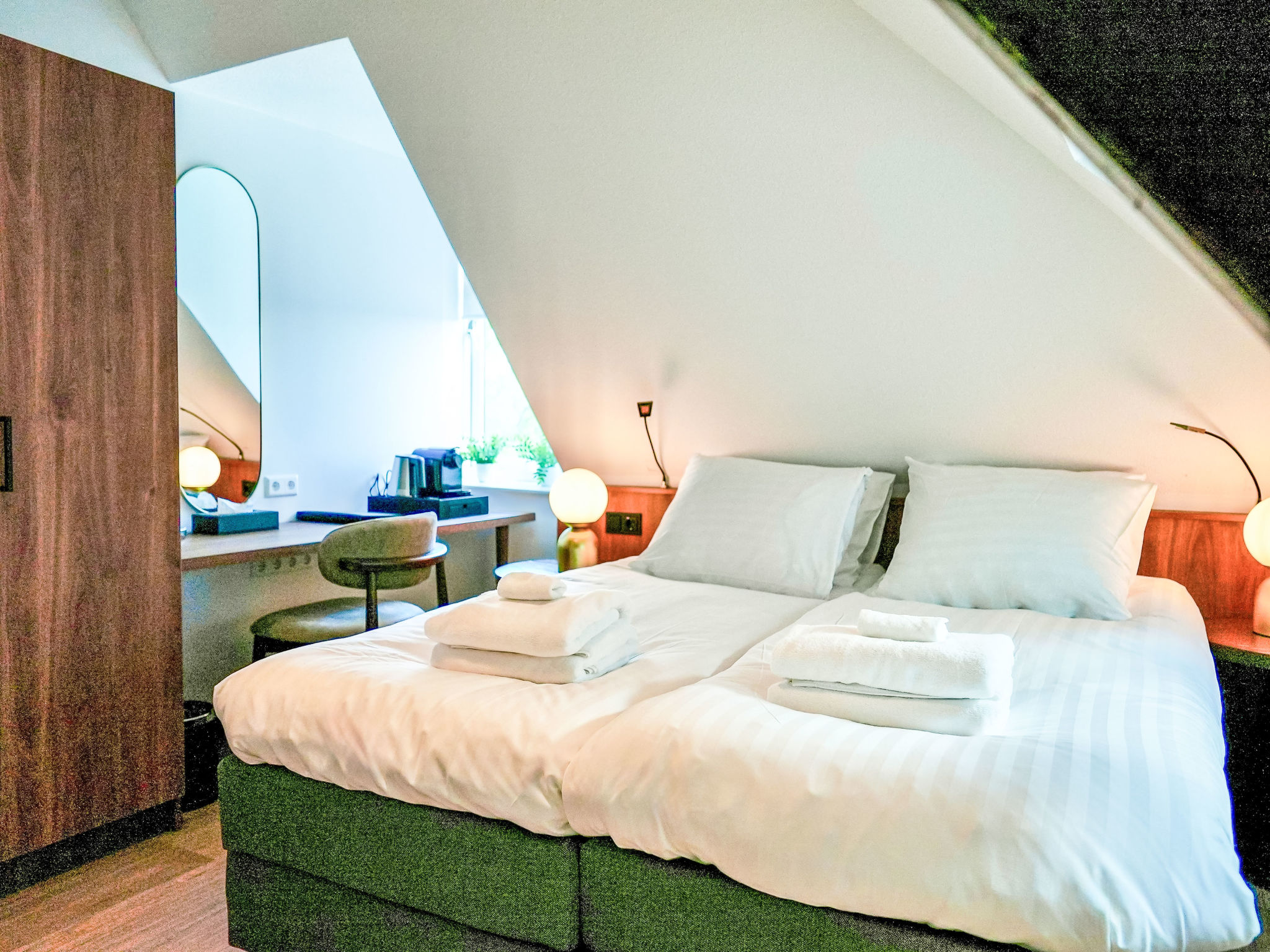 Zen Kitchen & Boutique Hotel-Inside