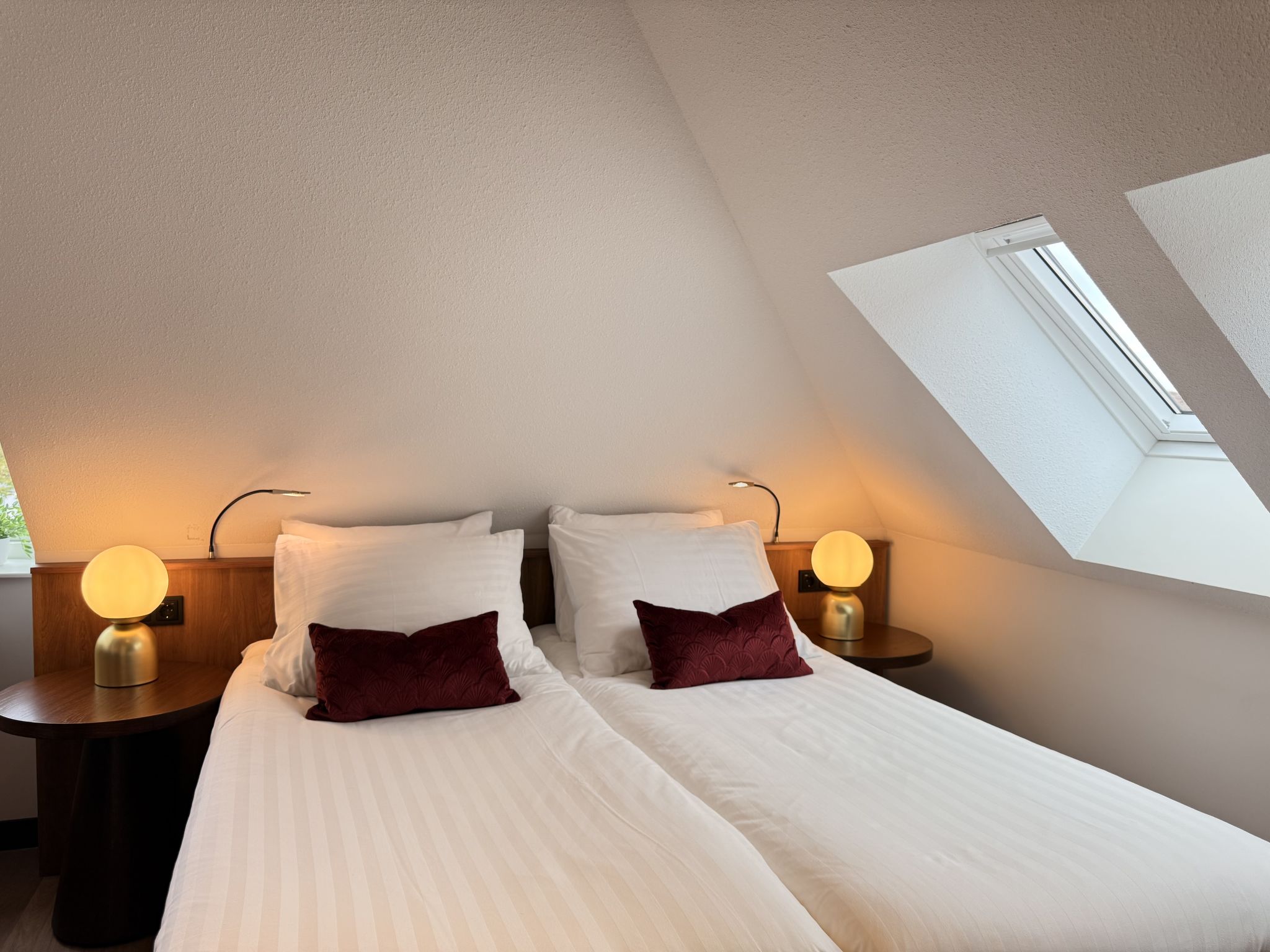 Zen Kitchen & Boutique Hotel-Inside