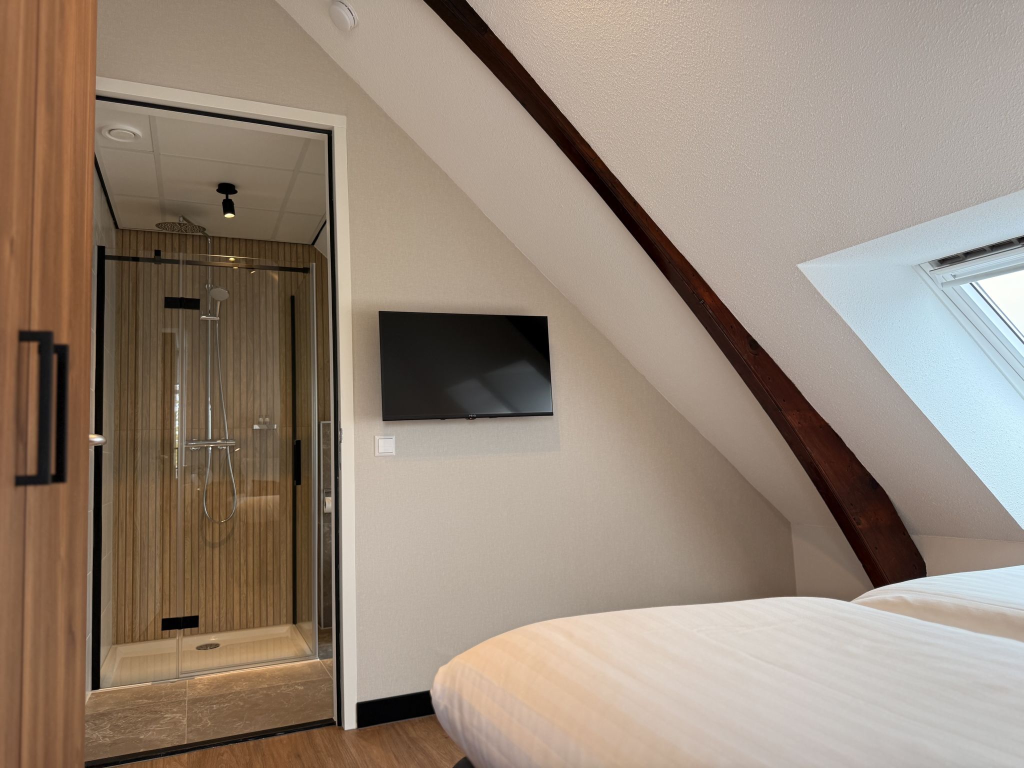 Zen Kitchen & Boutique Hotel-Inside