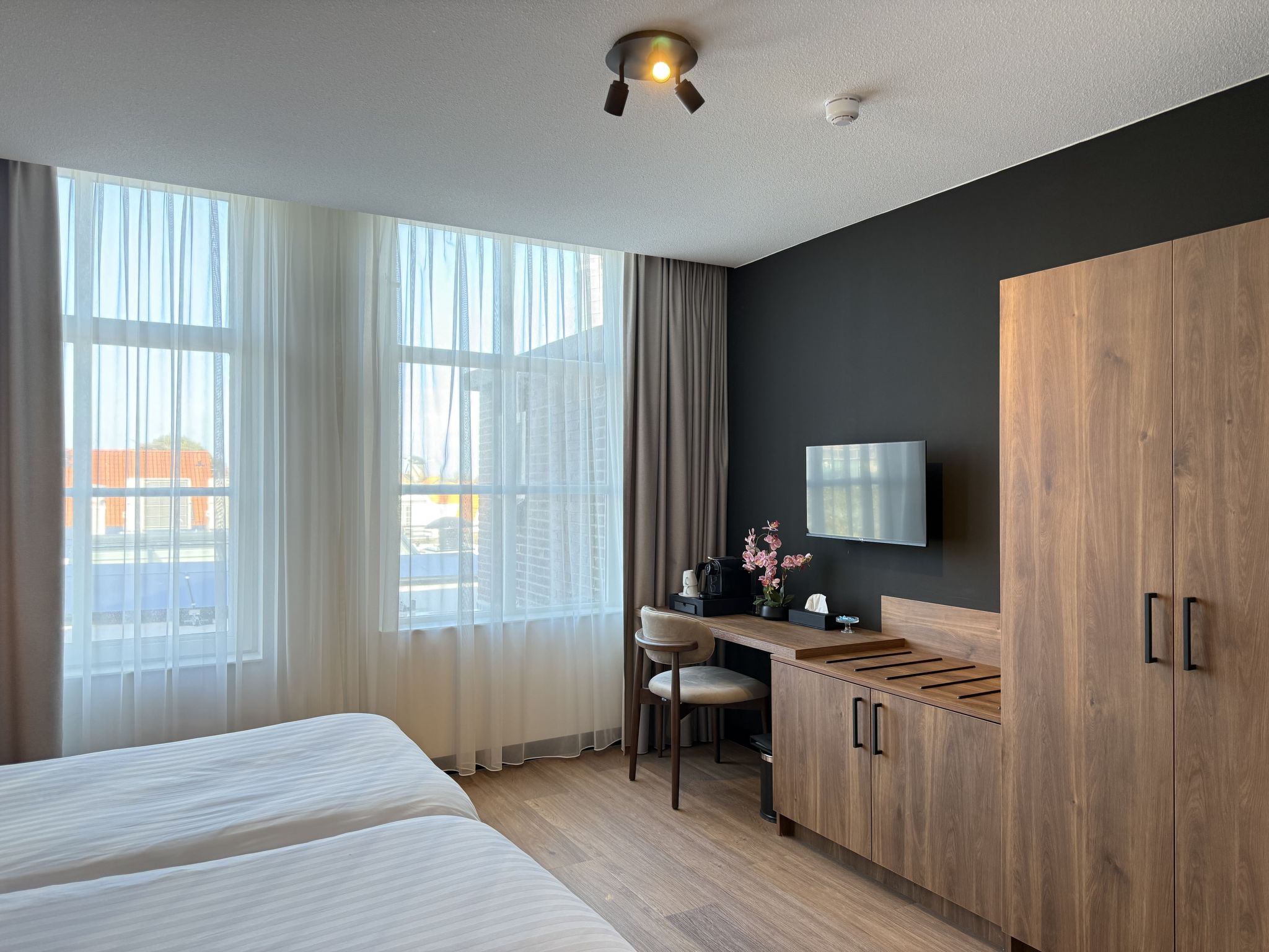 Zen Kitchen & Boutique Hotel