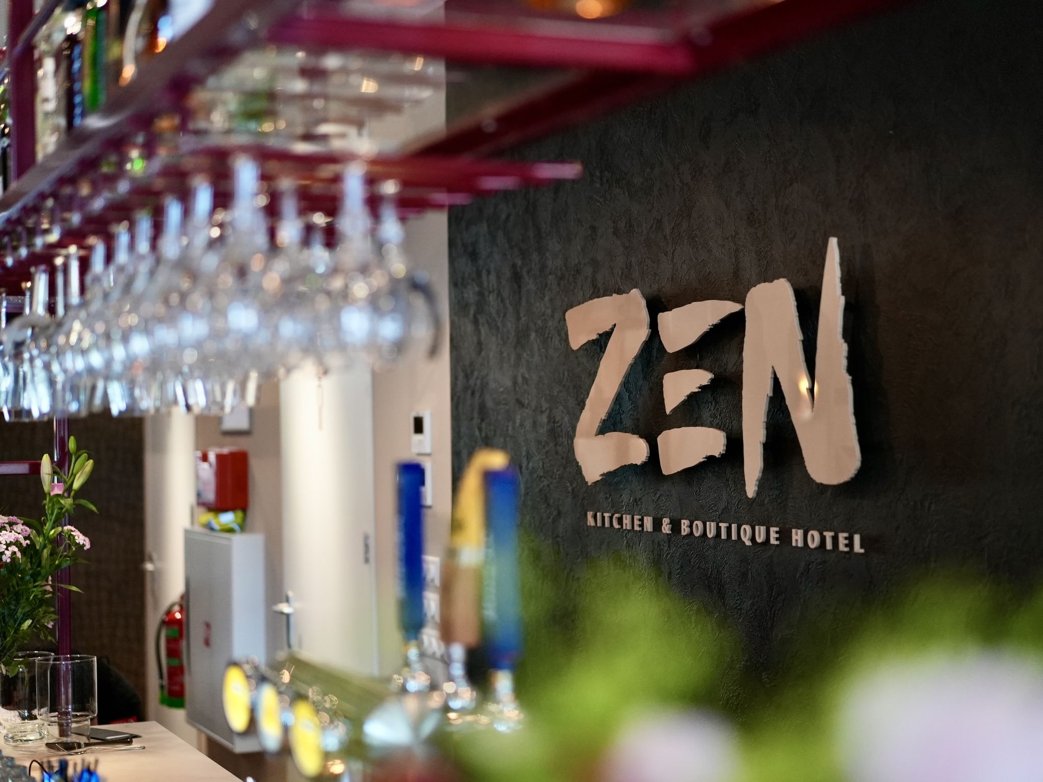 Zen Kitchen & Boutique Hotel-Outside