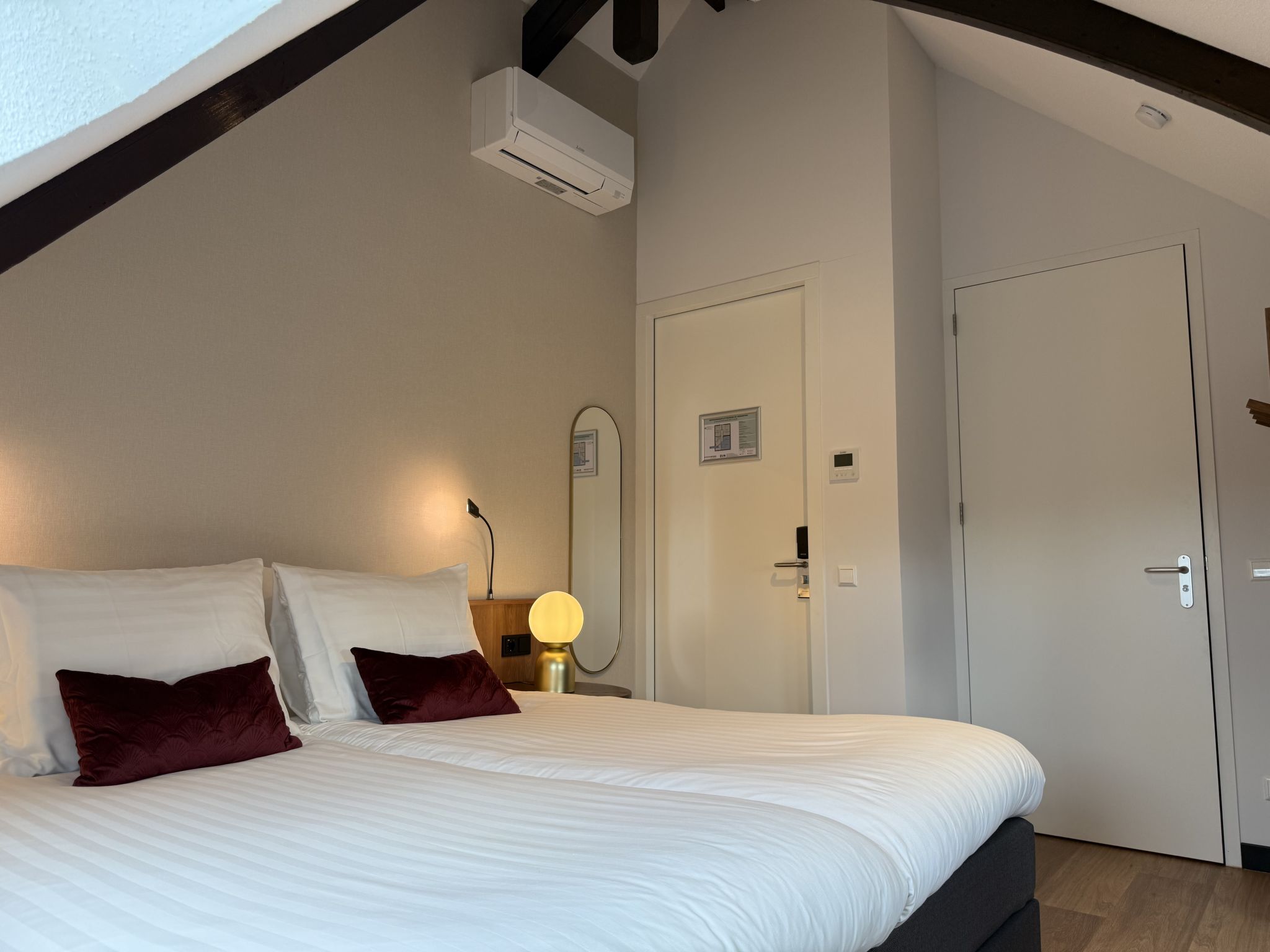 Zen Kitchen & Boutique Hotel-Drinnen