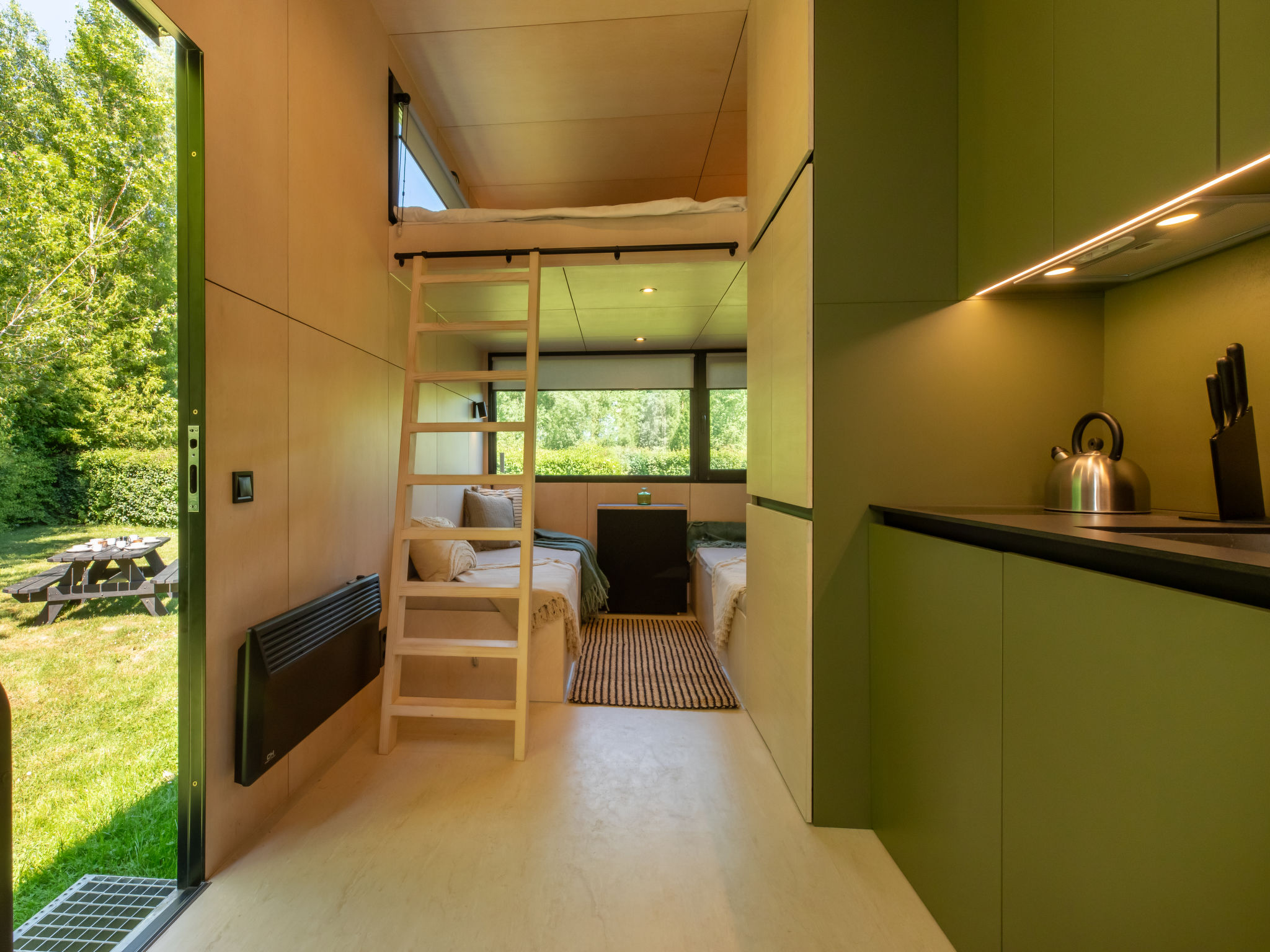 Tiny House Sunshine no 38-Binnen