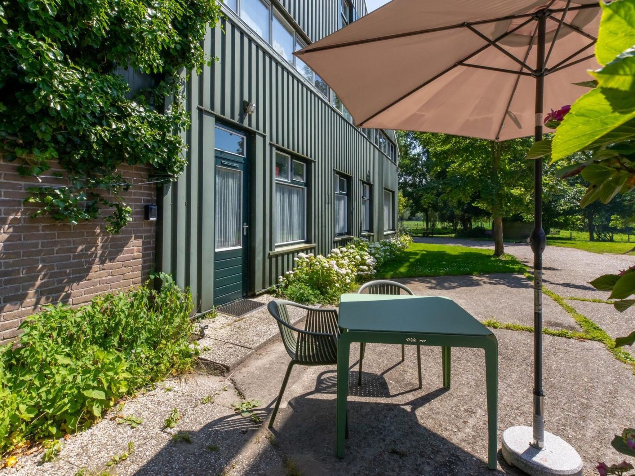 Studio Rustenpolder - Buiten