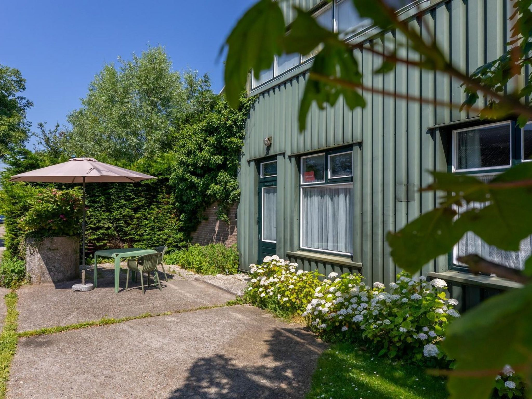 Studio Rustenpolder - Buiten