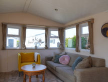 Luxe houten chalet aan de golfbaan in Vrouwenpolder, Zeeland - thumbnail 3