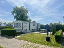ZP 360: Gezellig vakantiehuis aan de golfbaan in Vrouwenpolder - thumbnail 1