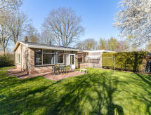 Parkside Residence: Kindvriendelijke bungalow aan bos en zee in Oostkapelle - thumbnail 1