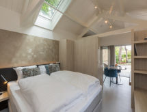 Modern chalet Residence Domburgse Duinen: 300m van het strand in hartje Domburg - thumbnail 2
