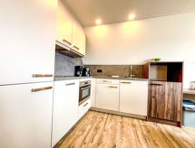 Beach House Westkapelle 107.6: Modern vakantiehuis direct aan zee - thumbnail 3