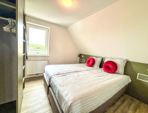 Beach House Westkapelle 107.6: Modern vakantiehuis direct aan zee - thumbnail 6