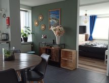 Licht appartement met balkon in Vlissingen, 400m van zee - thumbnail 1