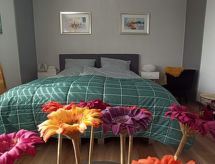 Licht appartement met balkon in Vlissingen, 400m van zee - thumbnail 4