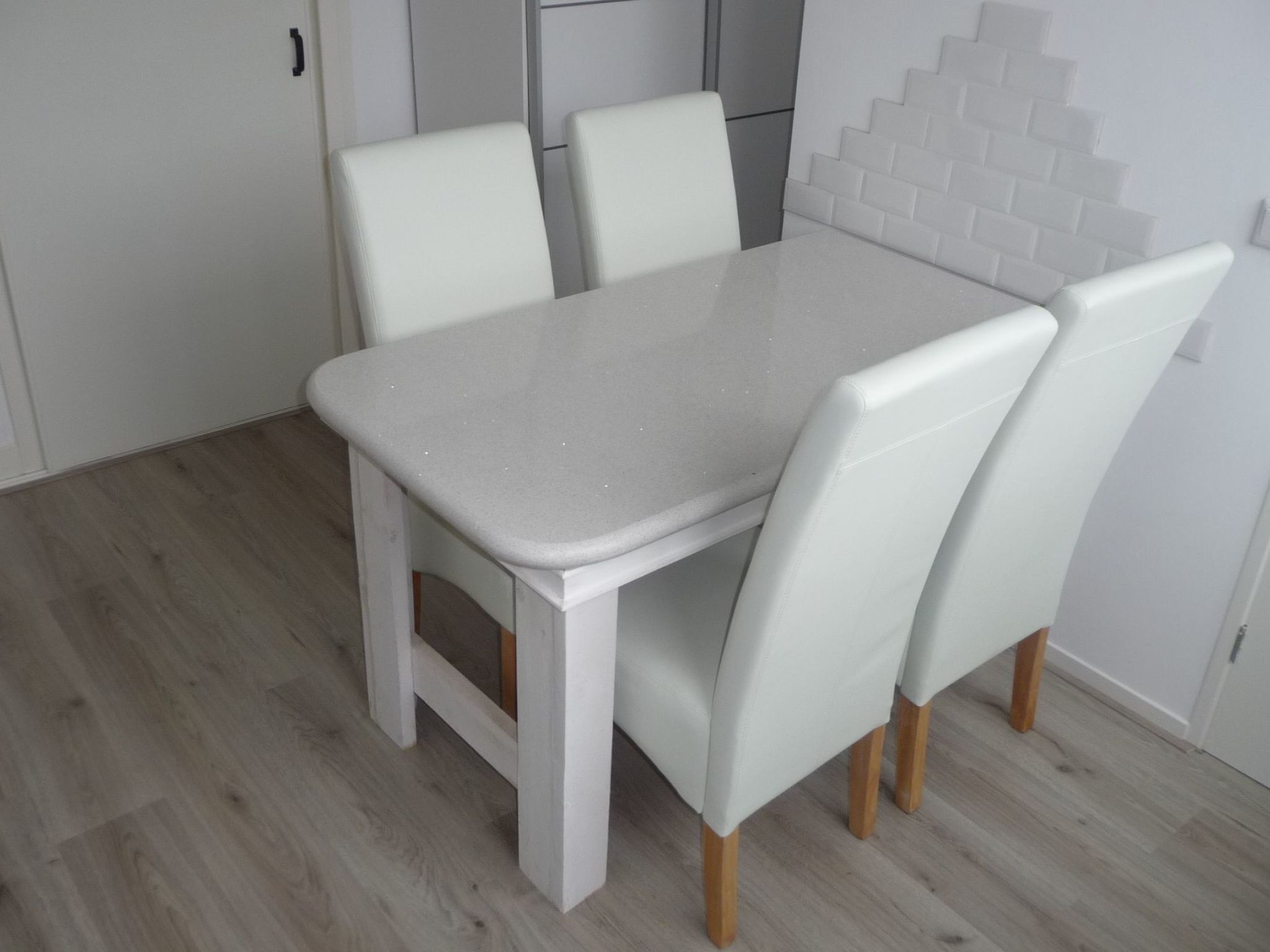 Studio-Wohnung 'Studio Zeezicht'-Dedans