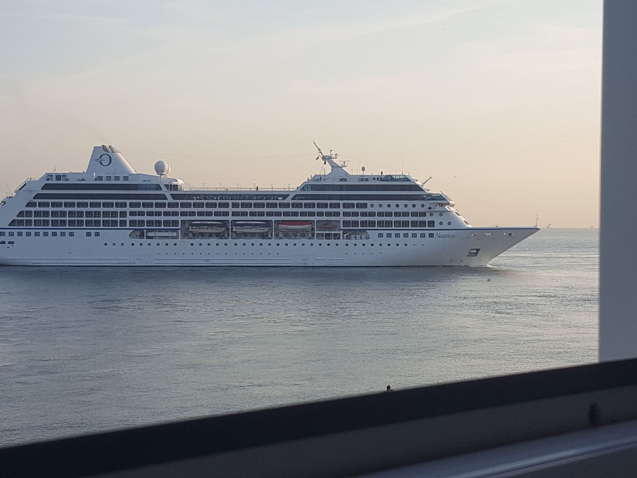 Studio-Wohnung 'Studio Zeezicht'-Dedans