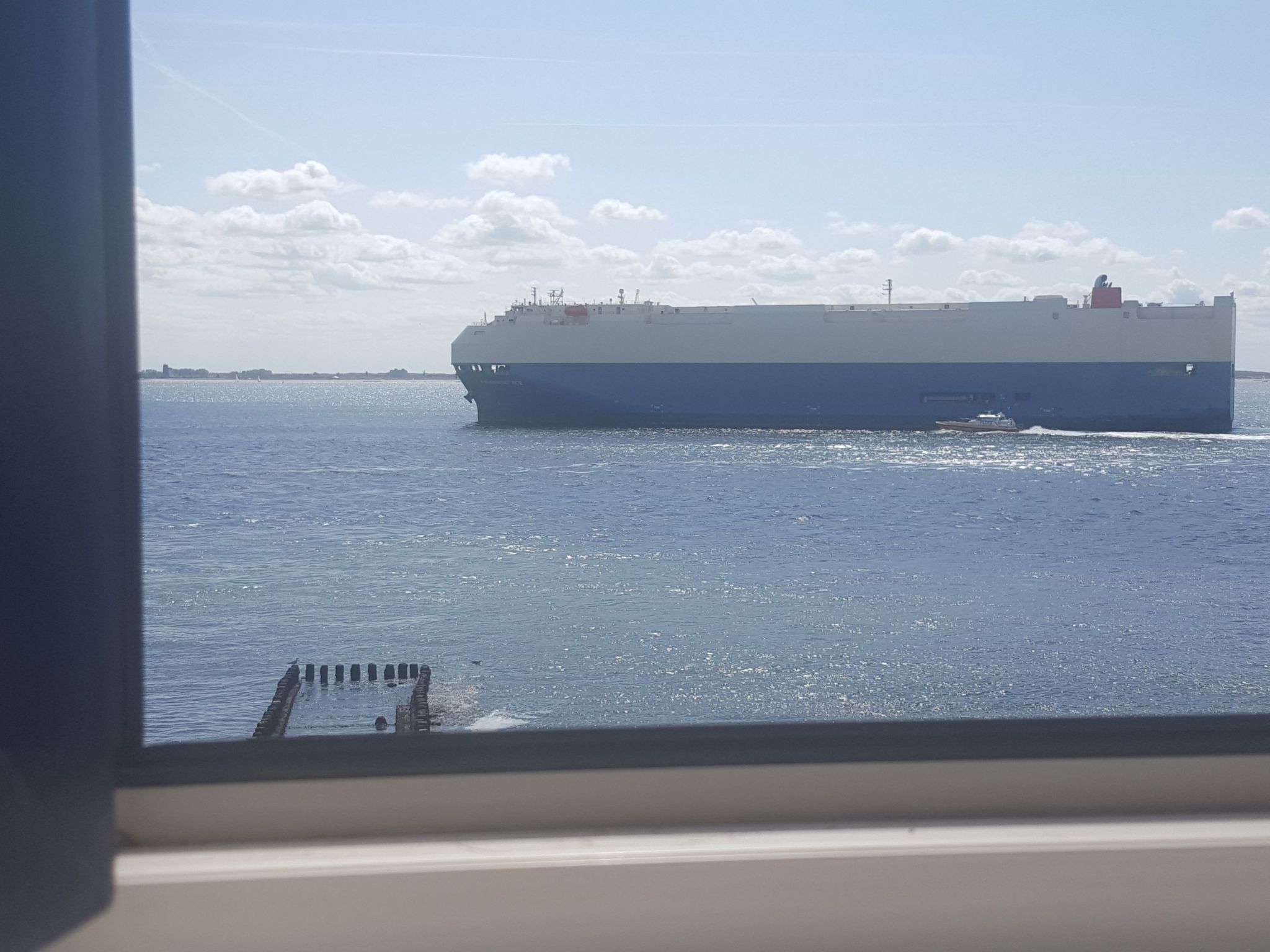 Studio-Wohnung 'Studio Zeezicht'-Dedans