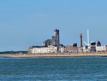 Zeezicht: unieke stadswoning met panoramisch uitzicht over zee - thumbnail 1
