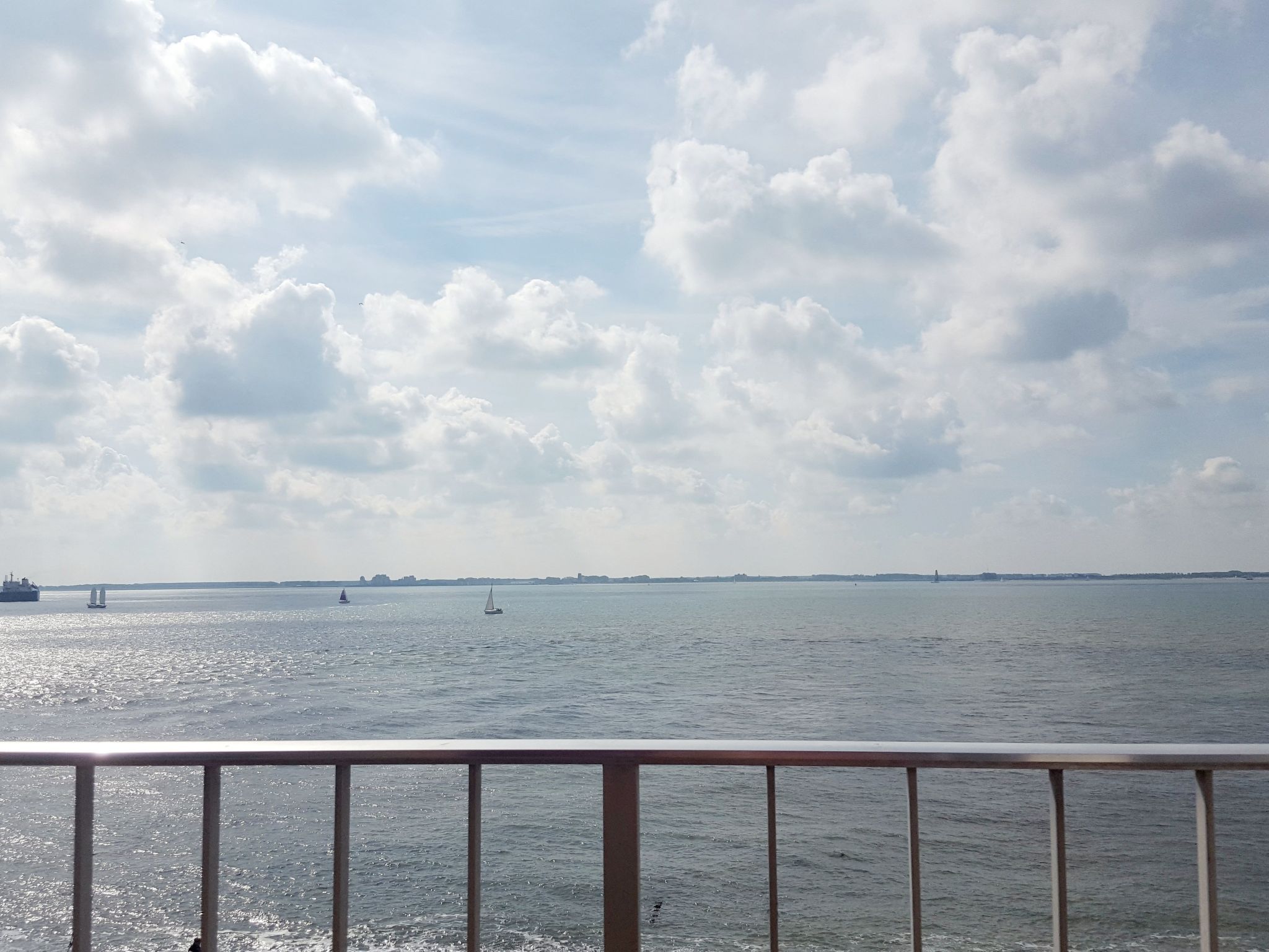 "Zeezicht" mit einzigartigem Meerblick-Binnen