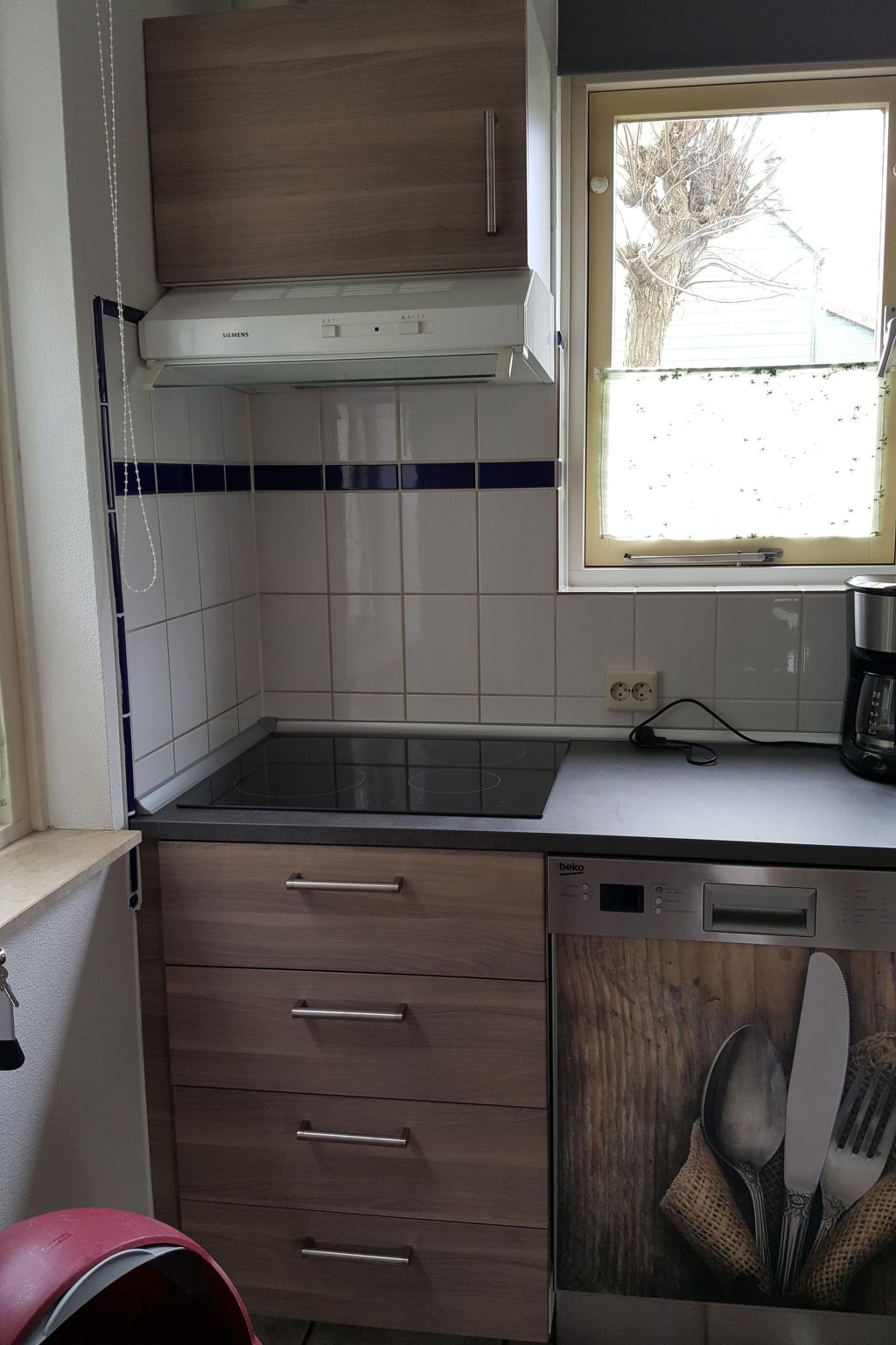 Gemütliches Haus mit komplett umzäuntem Garten-Binnen