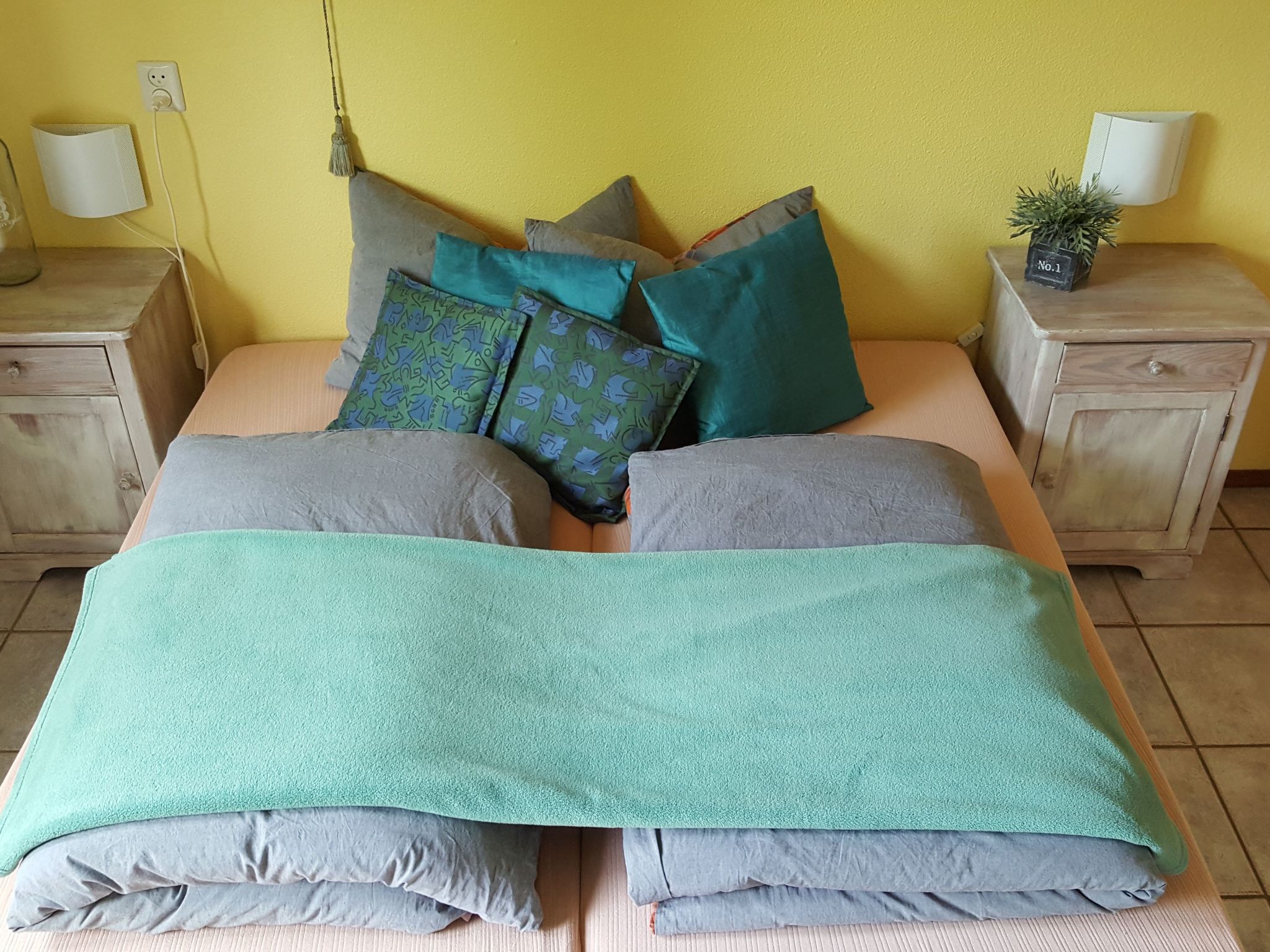 Gemütliches Haus mit komplett umzäuntem Garten-Binnen