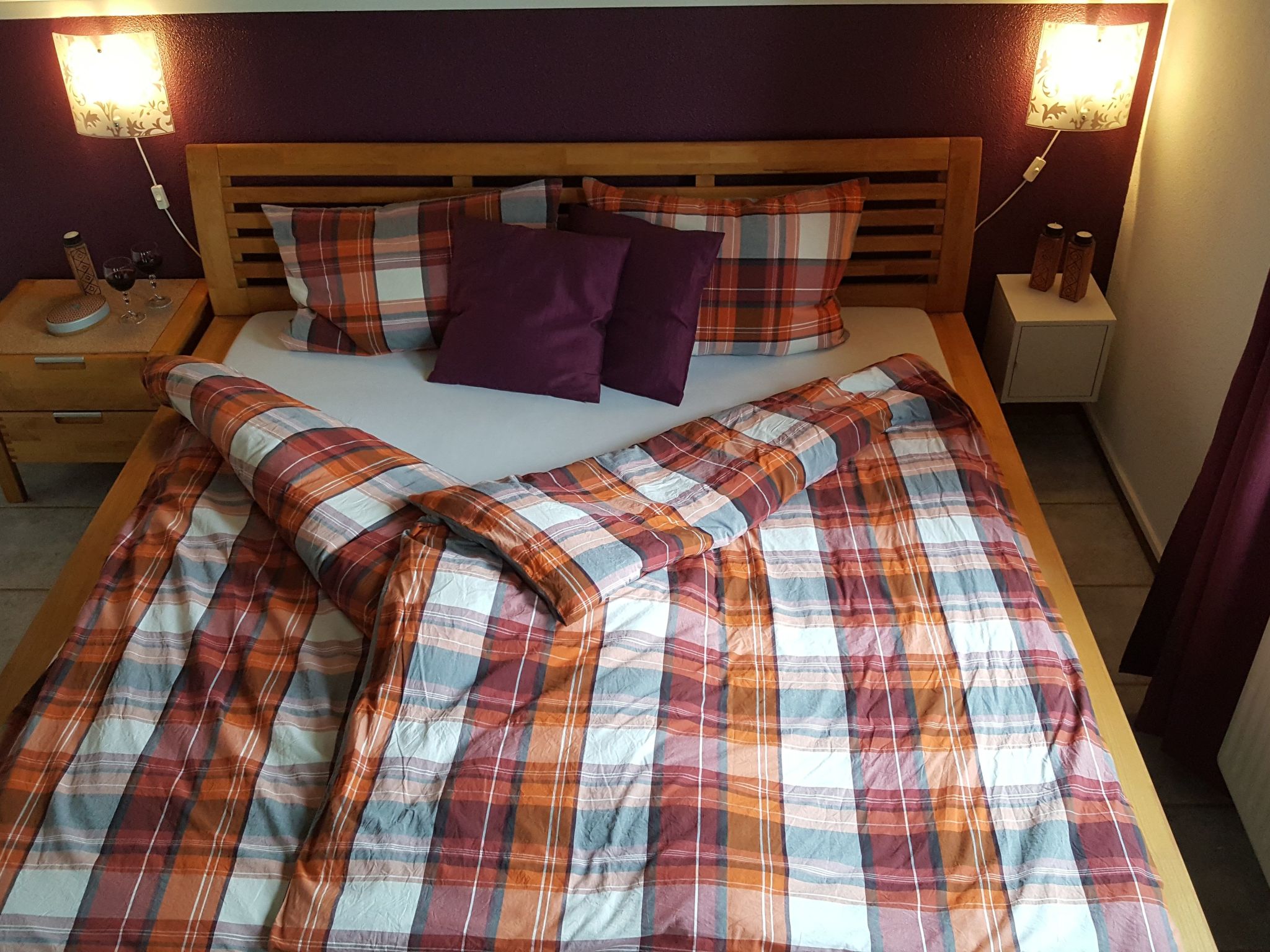 Gemütliches Haus mit komplett umzäuntem Garten-Binnen