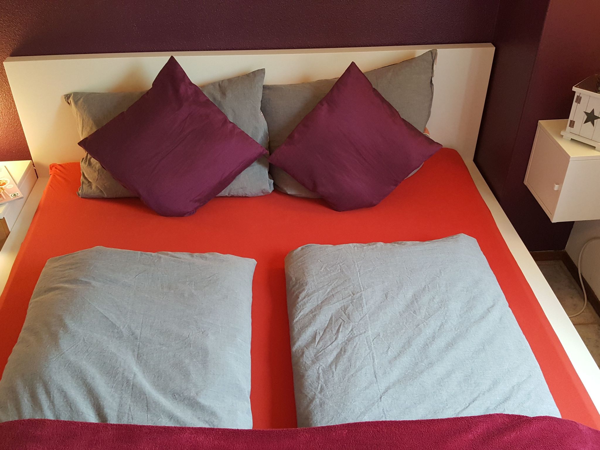 Gemütliches Haus mit komplett umzäuntem Garten-Binnen