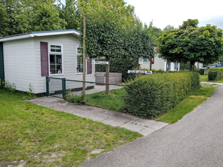 Gemütliches Chalet Mit Terrasse - Zeeland