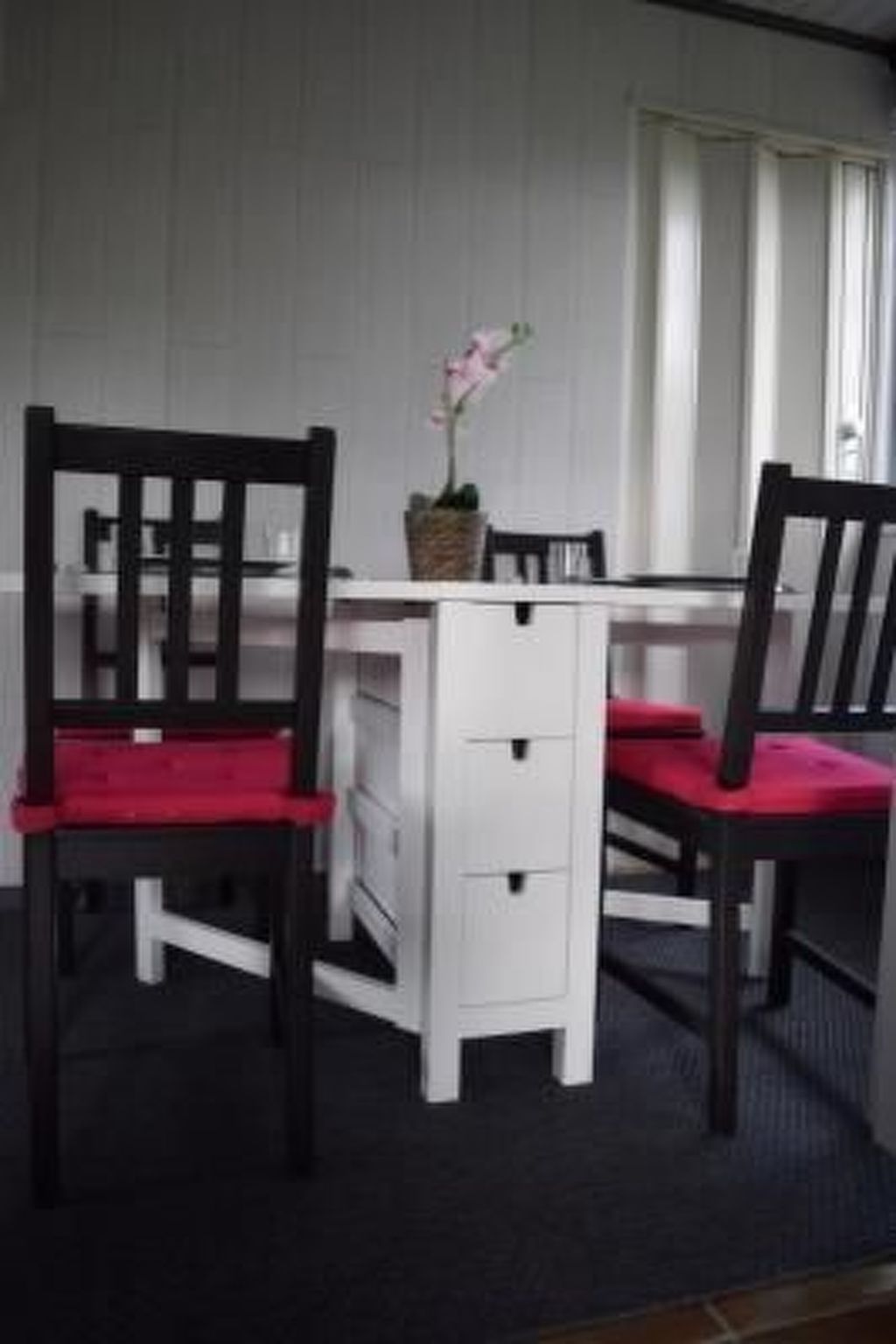 Kleines Haus mit Garten, direkt hinter dem Deich-Drinnen