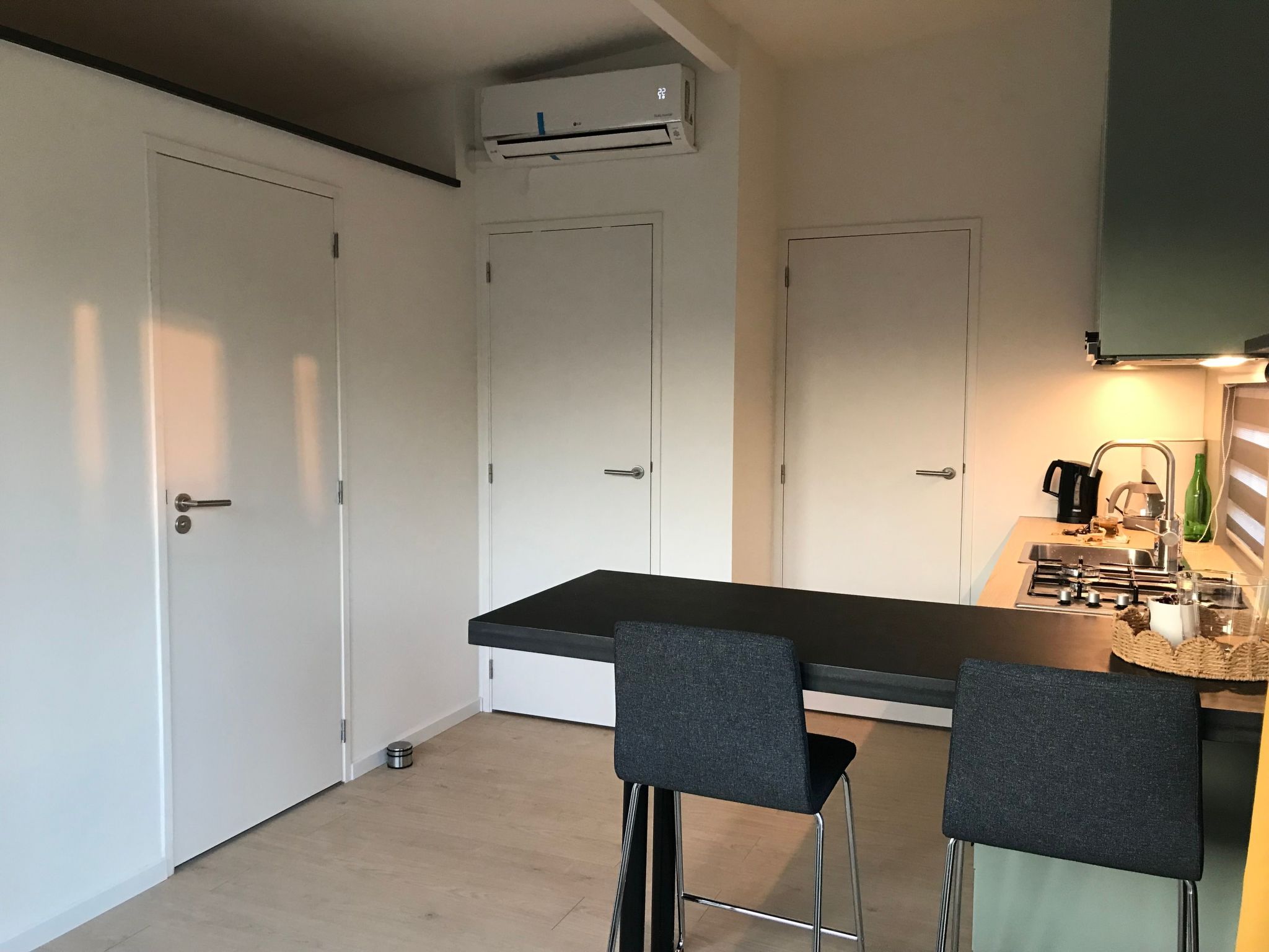 Winziges Sonnenhaus-Dedans