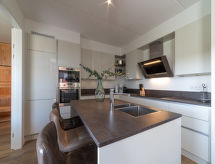 Ganuenta: Luxe vakantiehuis aan zee in Colijnsplaat voor 10 personen - thumbnail 5