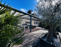 Strandappartement met zwembad op Beach Resort Kamperland - thumbnail 3