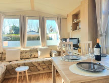 Knusse strandstudio voor 4 in Beach Resort Kamperland - thumbnail 2