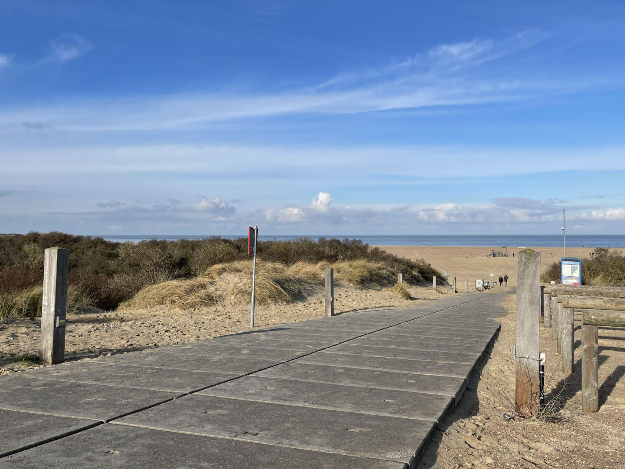 RBR 153 - Beach Resort Kamperland - Outside