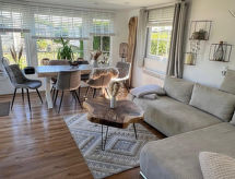 RBR 276 - Luxe strandhuis met privétuin en gedeeld zwembad in Kamperland - thumbnail 5