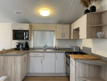 Strandappartement met zwembad op Beach Resort Kamperland - thumbnail 5