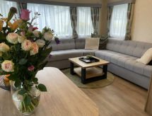 Strandappartement met zwembad op Beach Resort Kamperland - thumbnail 2