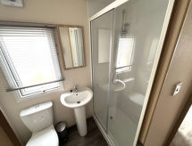 Modern strandappartement aan Zeeuwse golfbaan met zwembad - thumbnail 4