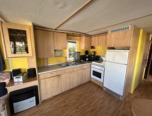Modern strandappartement aan de Zeeuwse kust met zwembad en golfbaan - thumbnail 4