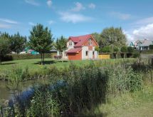 Einmalige, ruhige Ferienvilla im Grünen