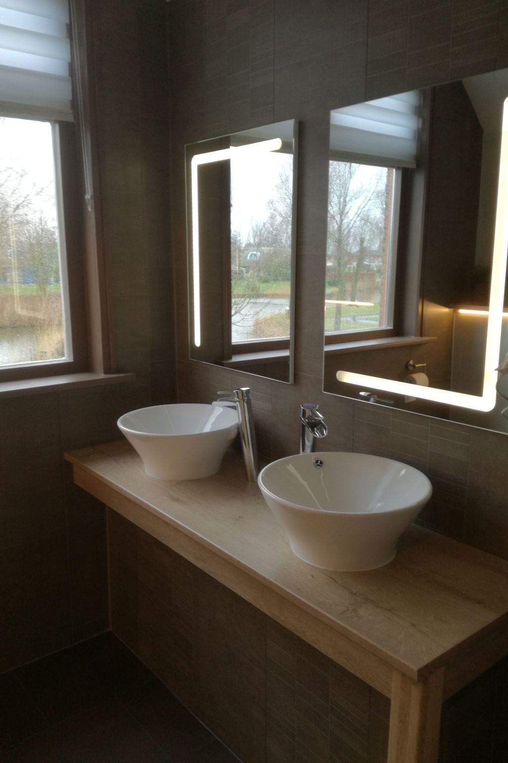 Einmalige, ruhige Ferienvilla im Grünen-Inside