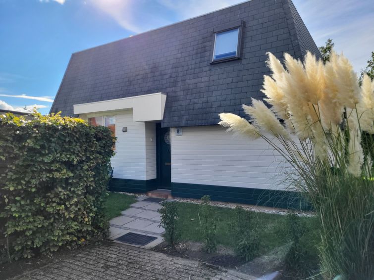 Op 450 m van zee: Vrijstaand vakantiehuis in Breskens voor 4 personen
