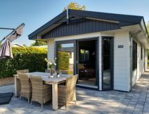 Luxe vrijstaand vakantiehuis met sauna en verwarmd zwembad in De Heen - thumbnail 1