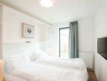 Luxe villa aan zee met meerzicht op Oesterdam Resort in Zeeland - thumbnail 4
