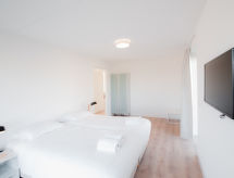 Luxe strandvilla Oesterdam Resort: 10 pers, sauna & jacuzzi aan zee - thumbnail 6