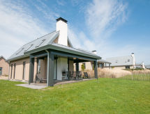 Luxe vrijstaand vakantiehuis aan zee op Oesterdam Resort voor 6 personen - thumbnail 2