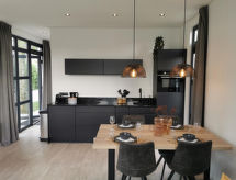 De Witte Parel: luxe vakantiehuis aan de golfbaan in Zeeland - thumbnail 3